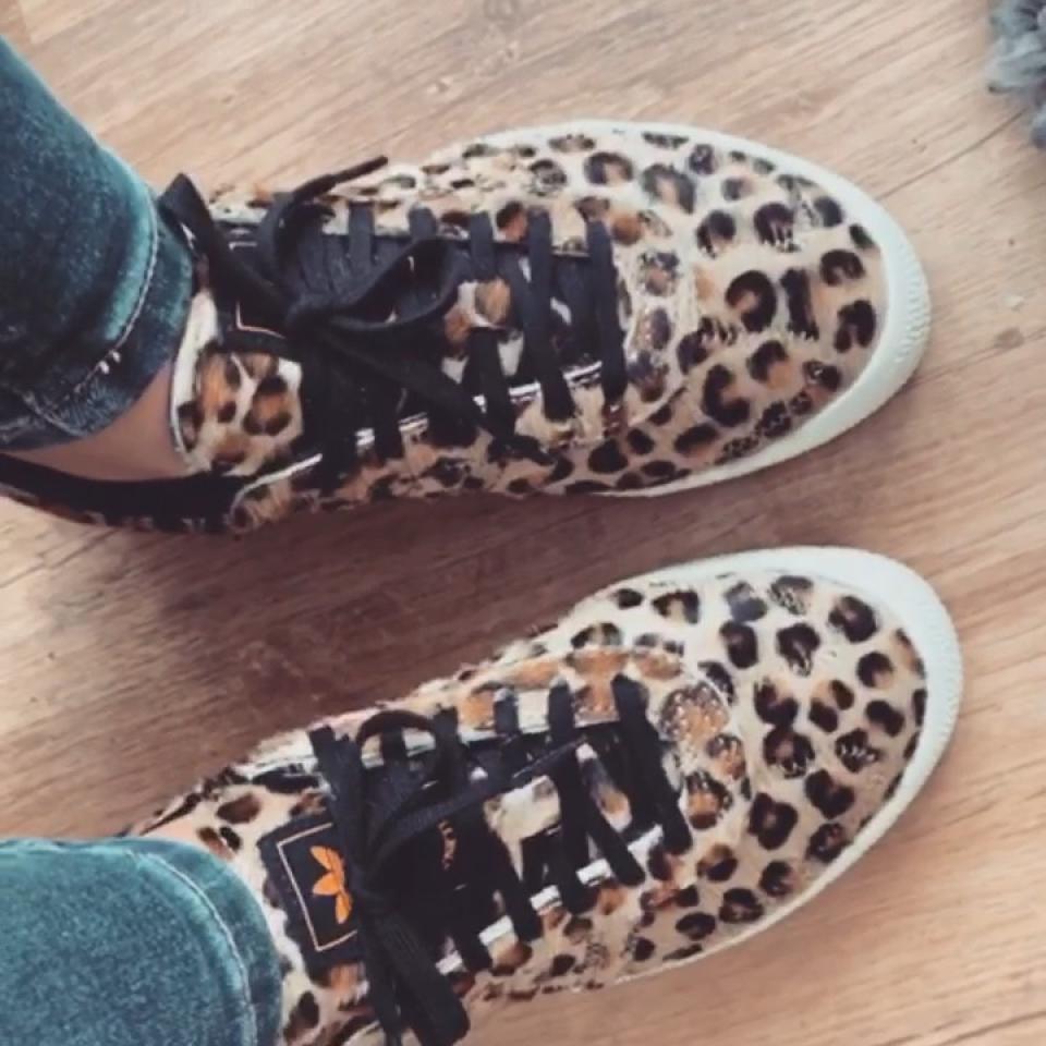 adidas leopard sambarose