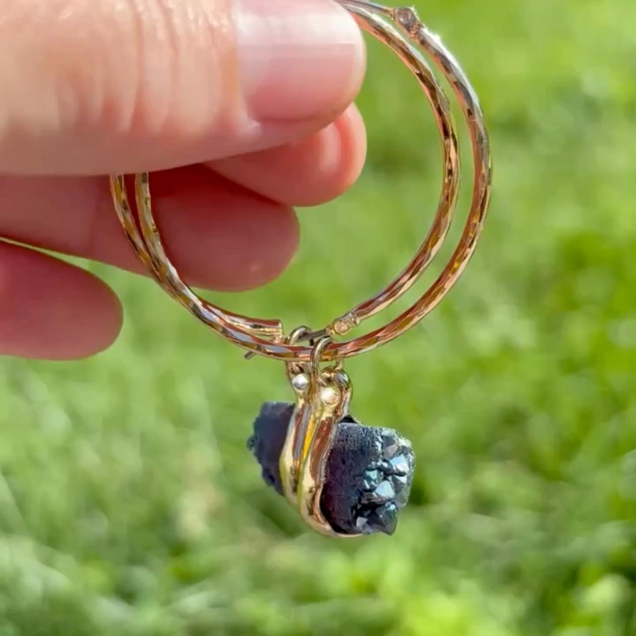 item listed by anjabananjalove