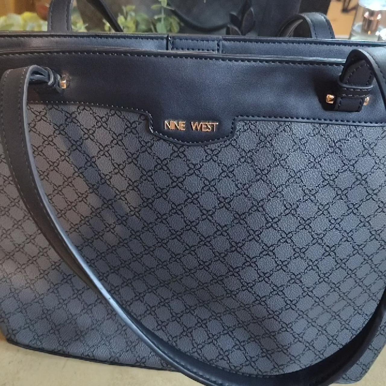 item listed by needful_thingz