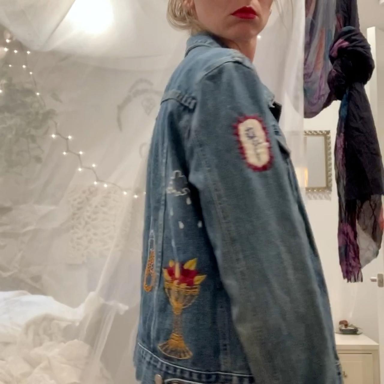 HAND EMBROIDERED DENIM JACKET. Size 
