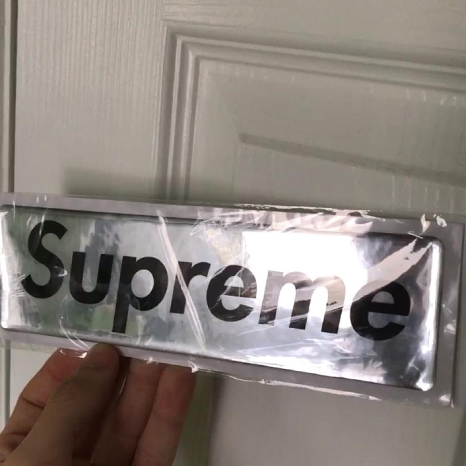 supreme silver sticker