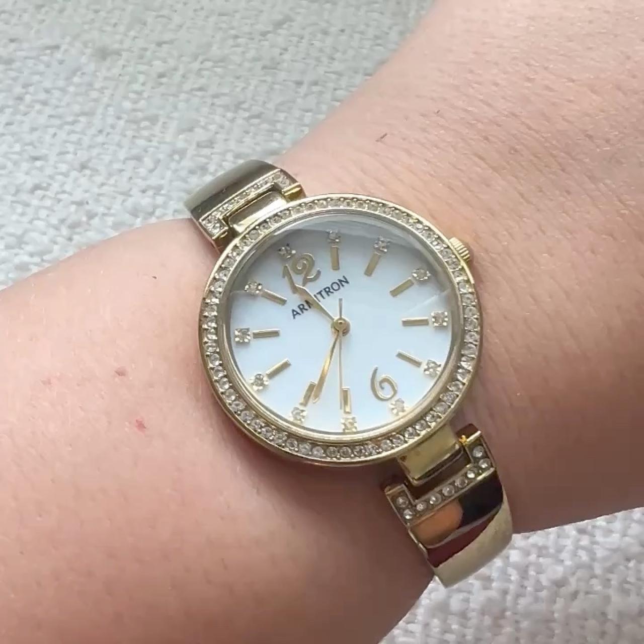 item listed by herlittlewatch