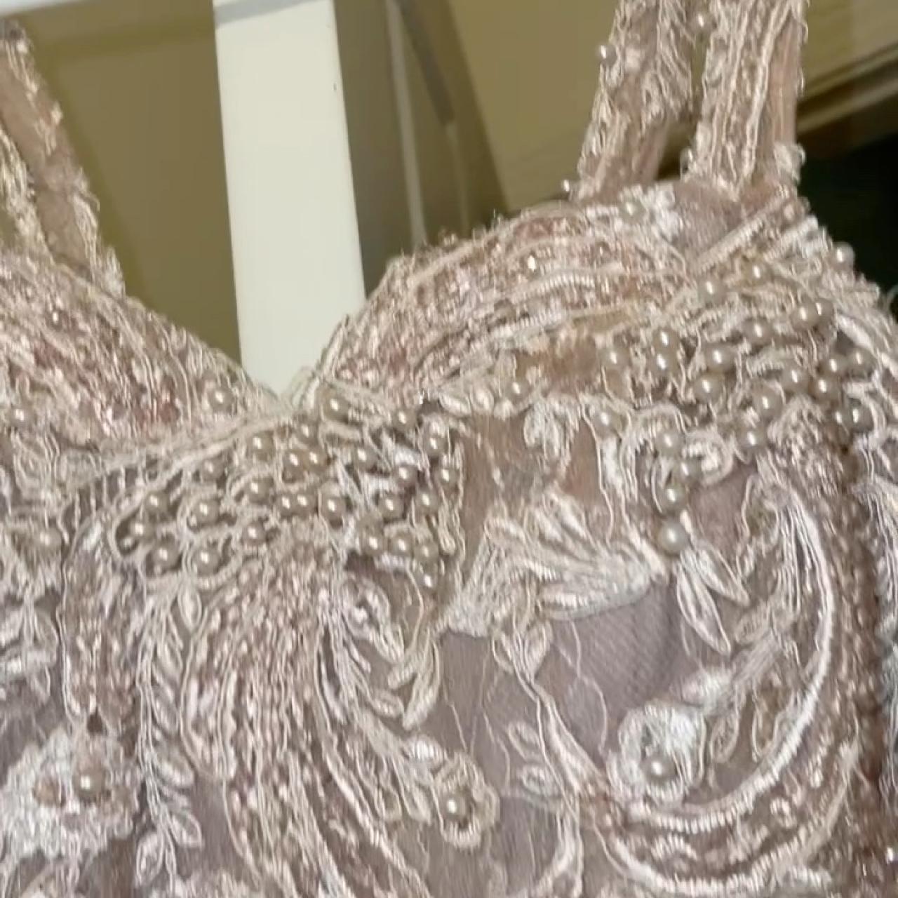 item listed by arianaamm