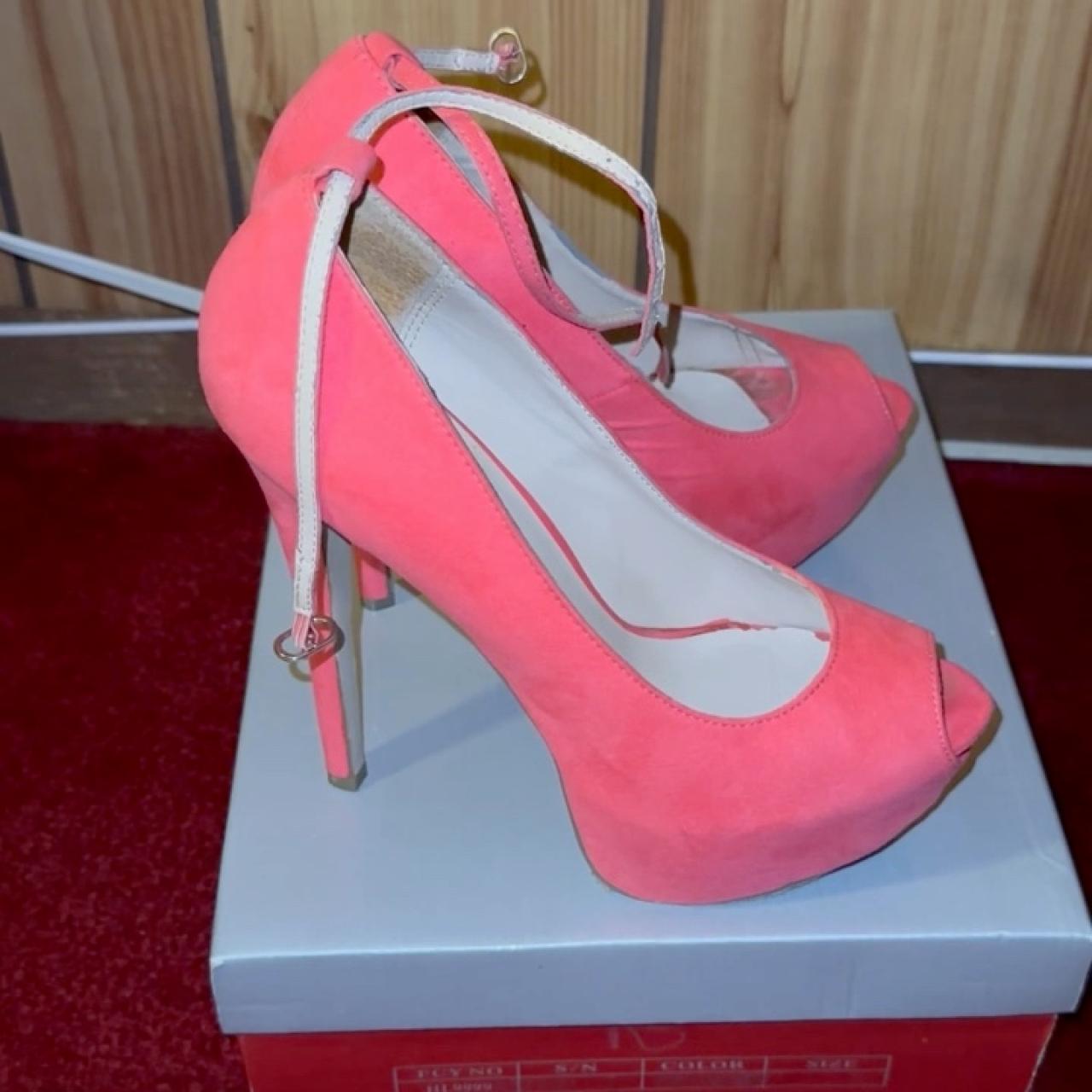 item listed by lexi_713