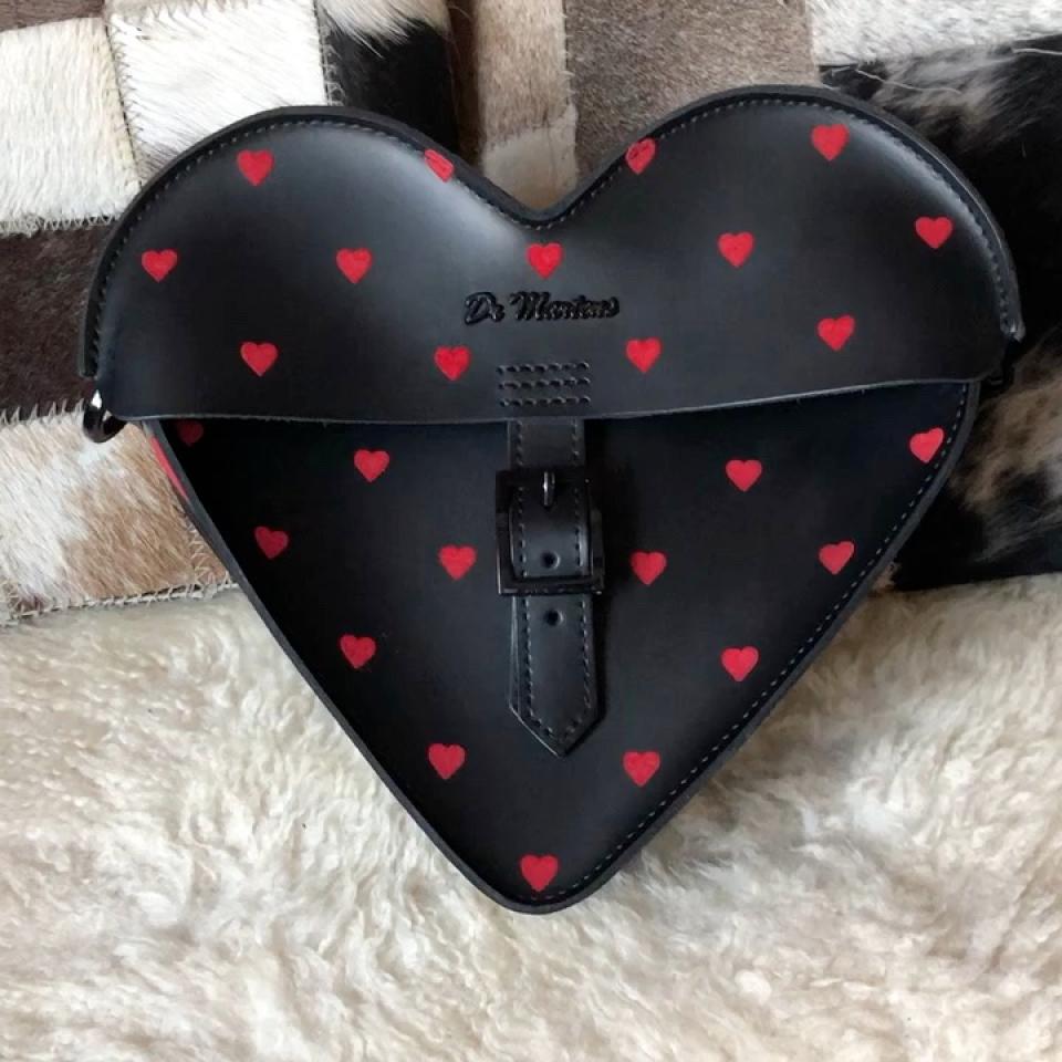 dr martens lazy oaf bag