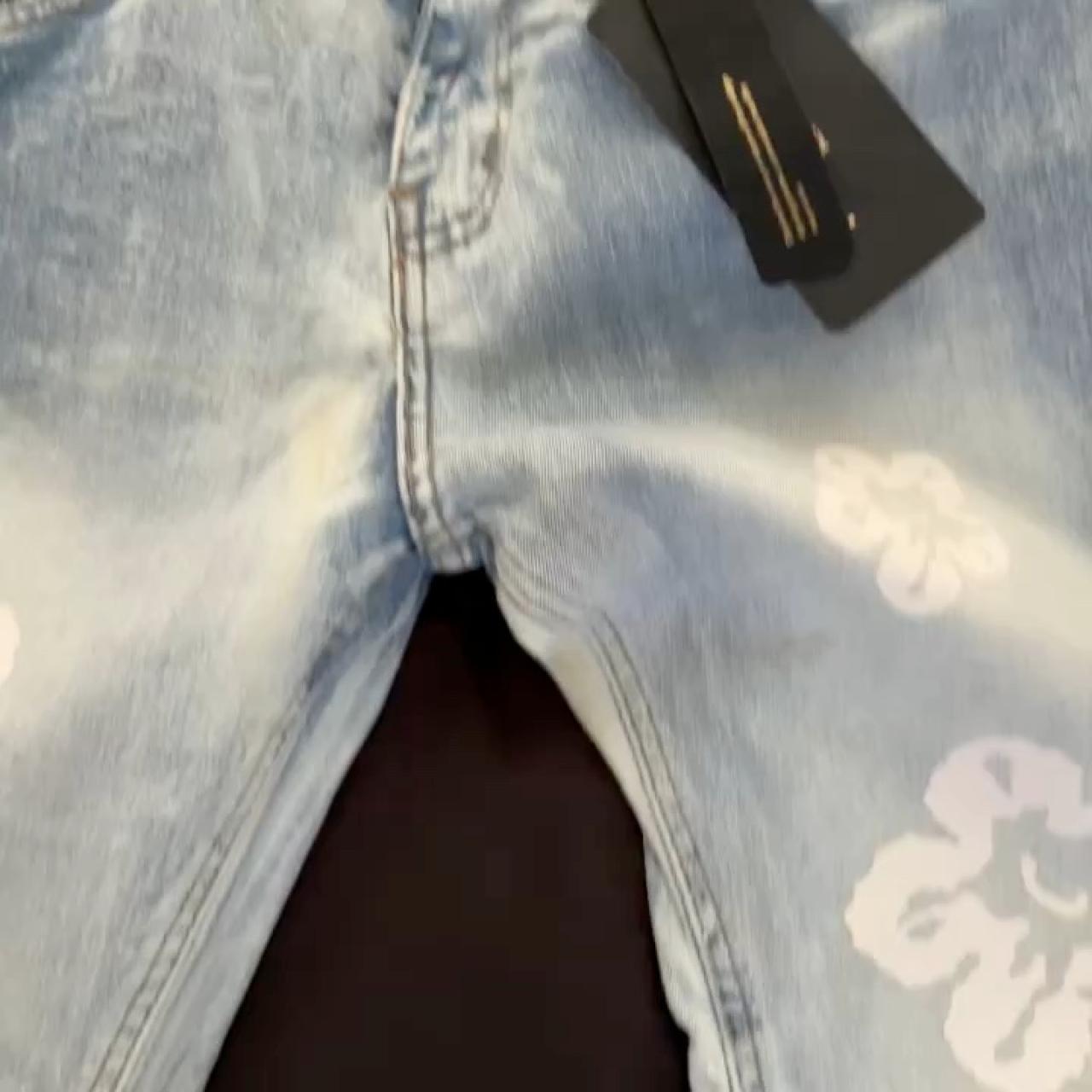 item listed by 7touchsmikletique