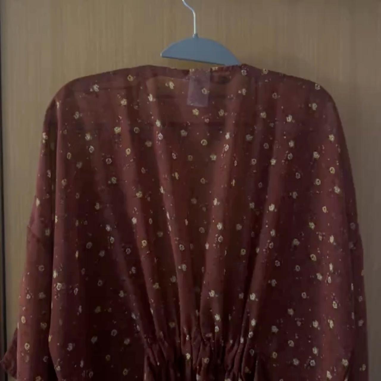 item listed by jackiesclosetfinds