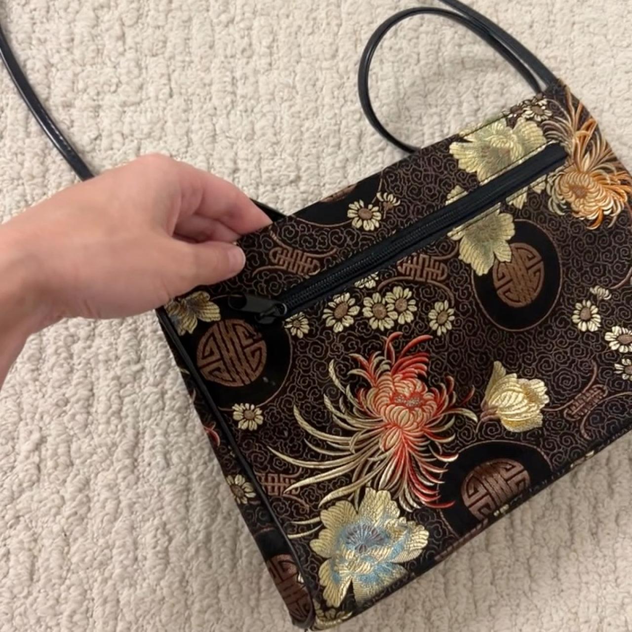 item listed by neica_501