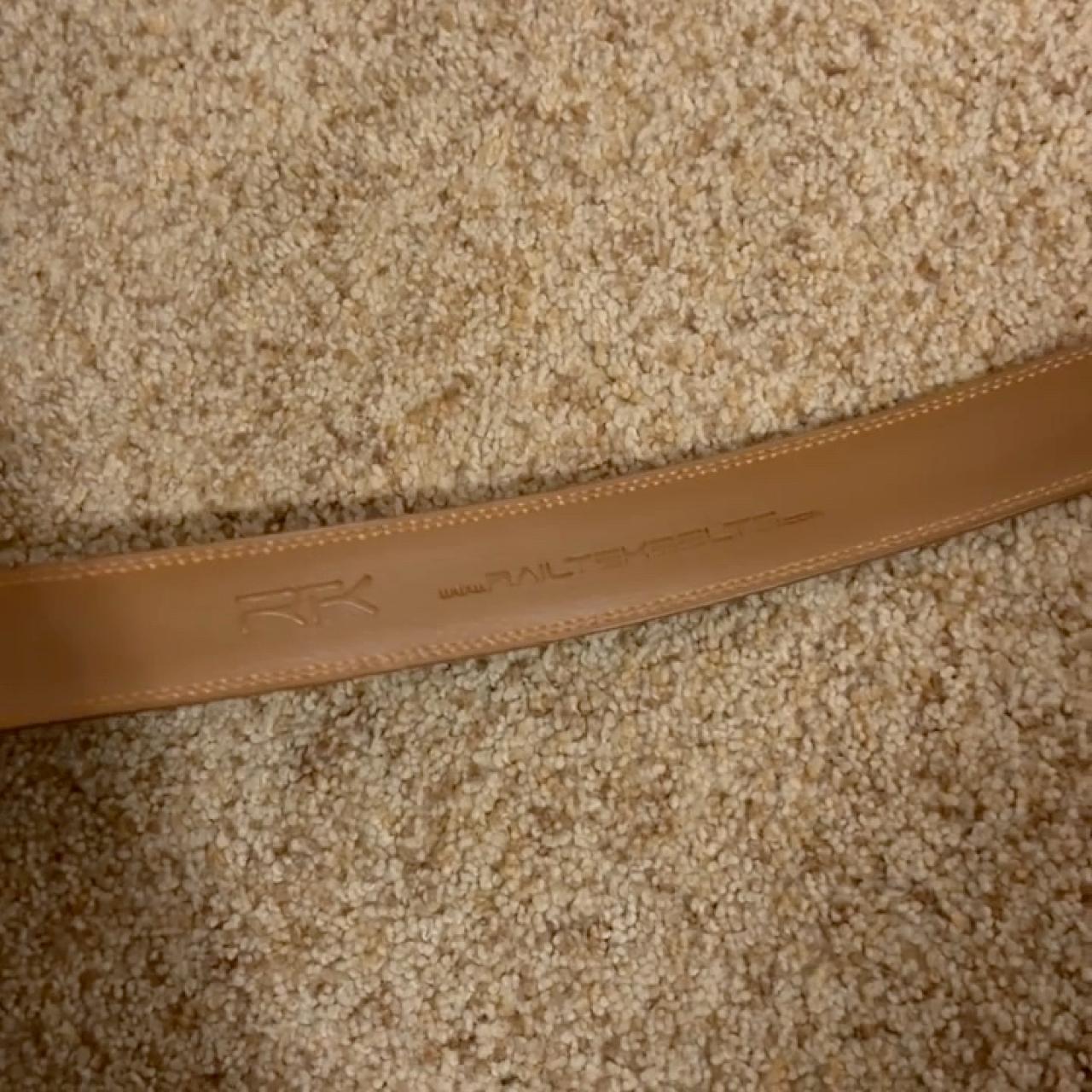 item listed by retro_resale_shop