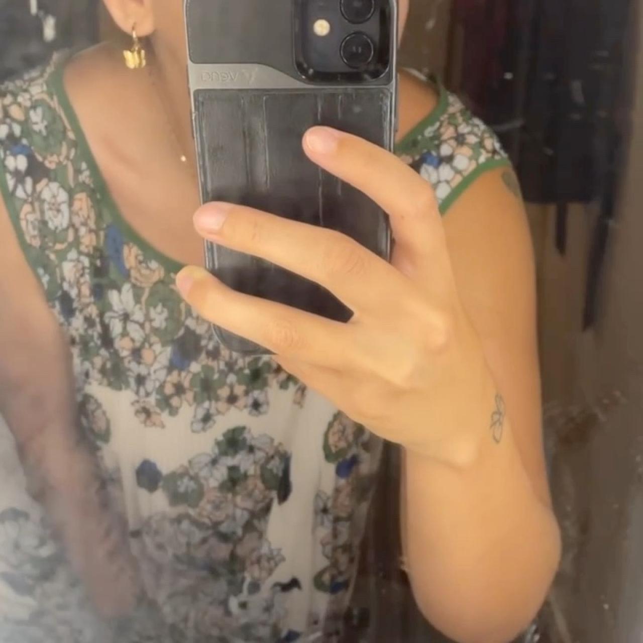 item listed by cheyryates