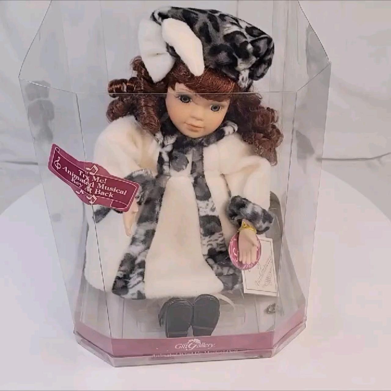 SAMANTHA Wind-Up Animated Musical Porcelain | Depop
