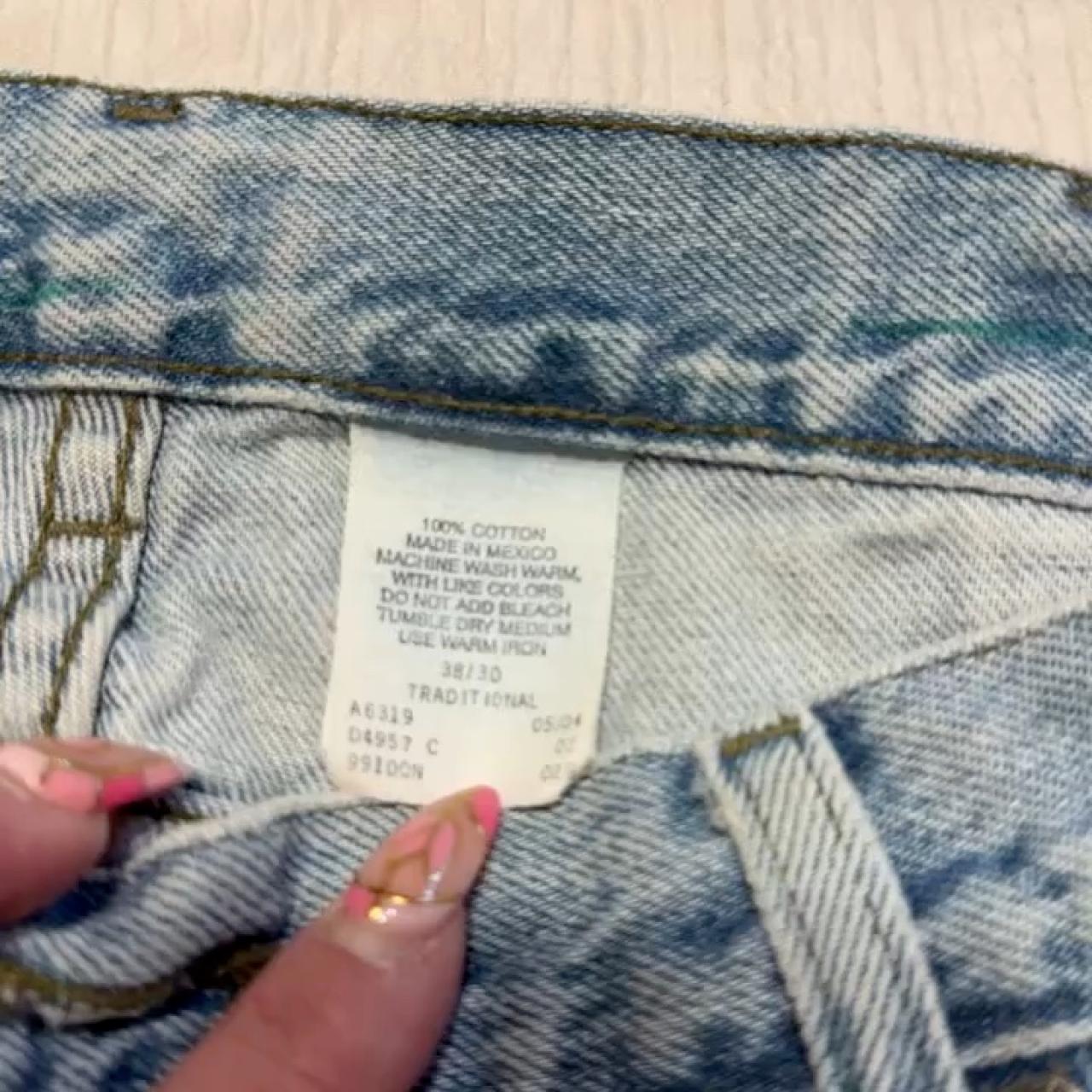 item listed by d0gz4l1fe