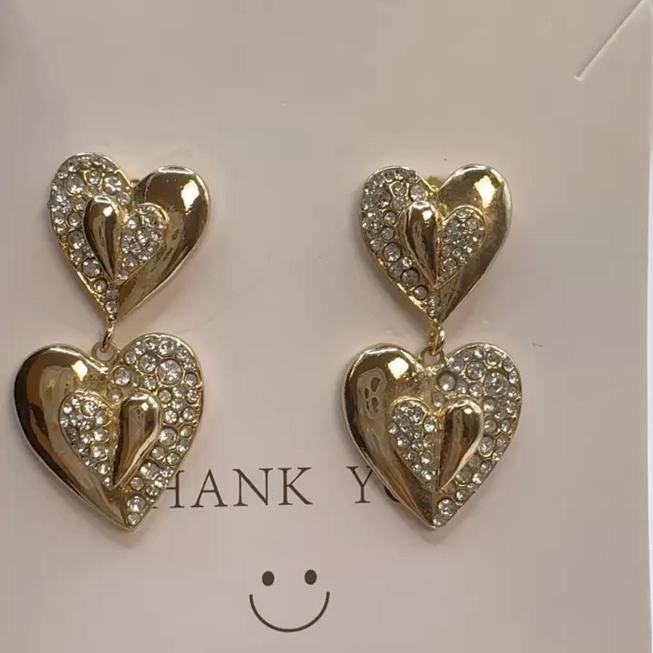 item listed by charming_cherries