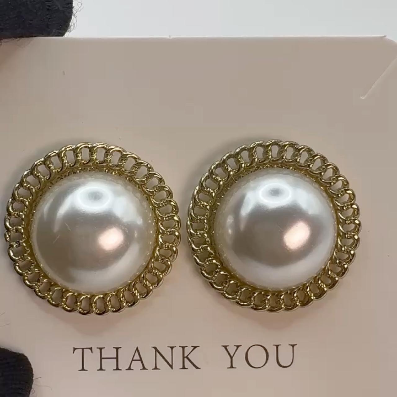 item listed by charming_cherries