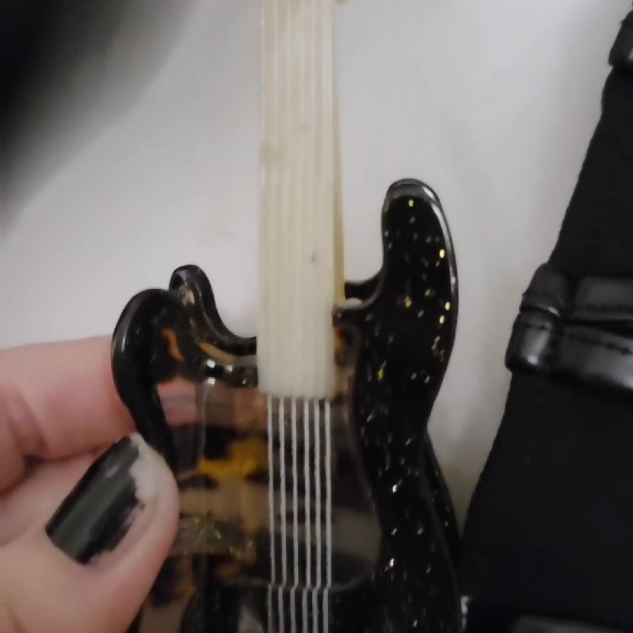 item listed by needle_noise