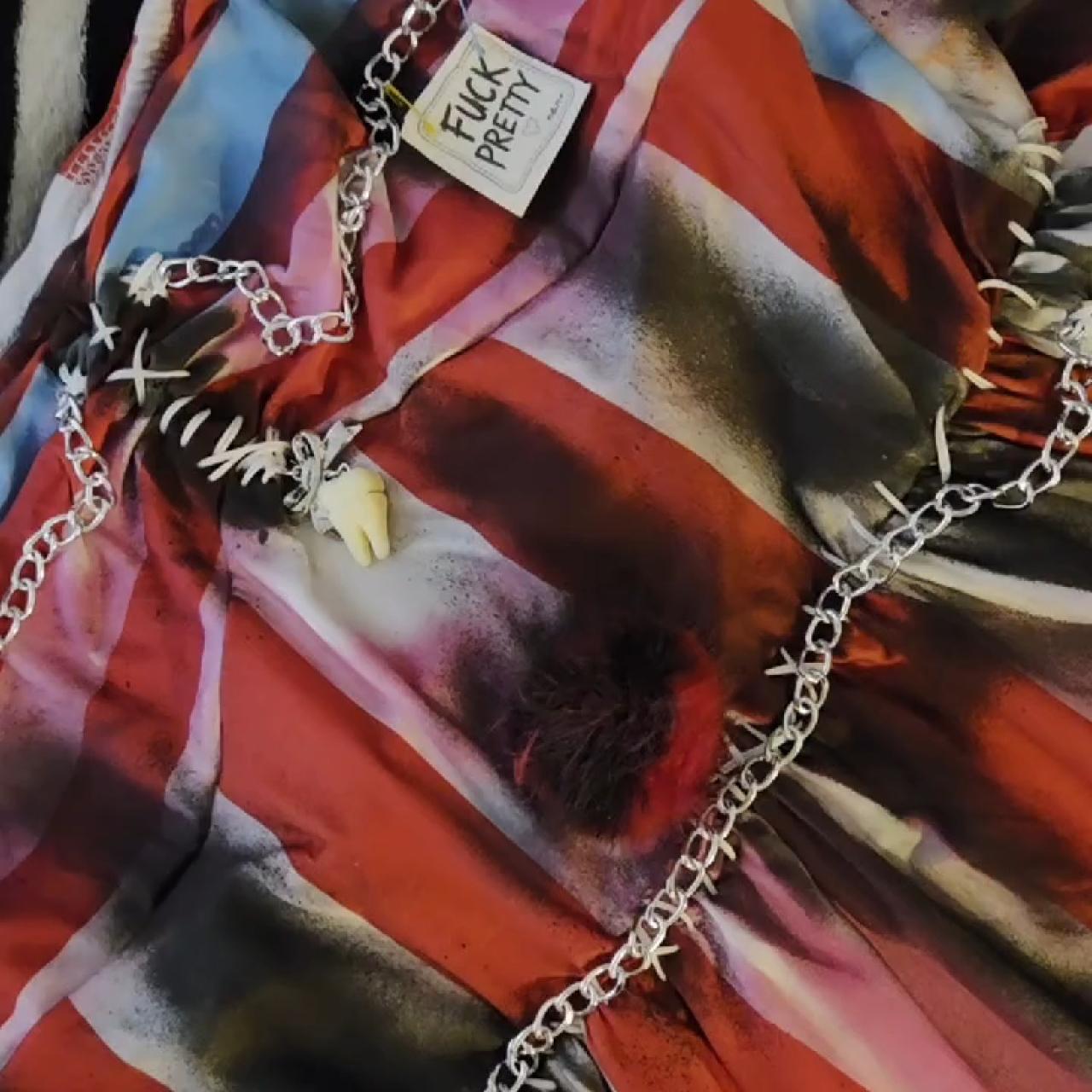 item listed by needle_noise