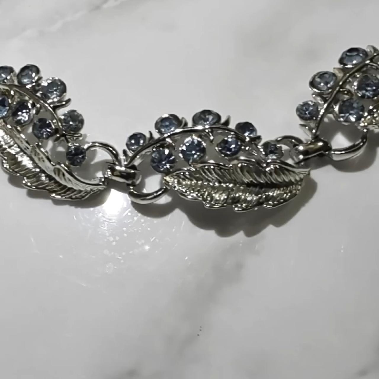 item listed by alison32405