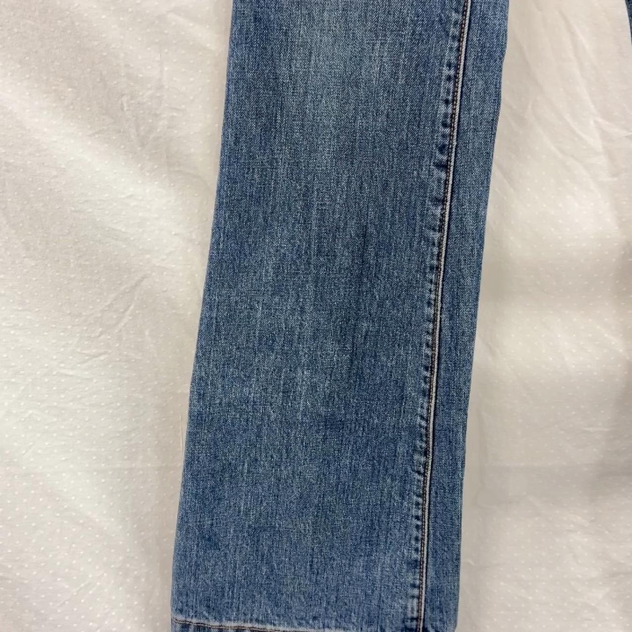 item listed by anannis
