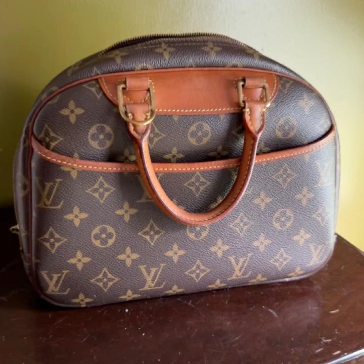 item listed by lovebears6