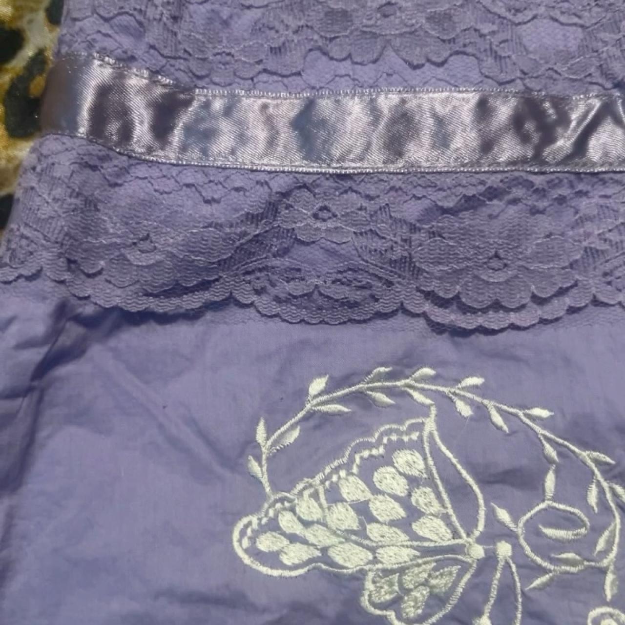 item listed by lexuhoddynuff