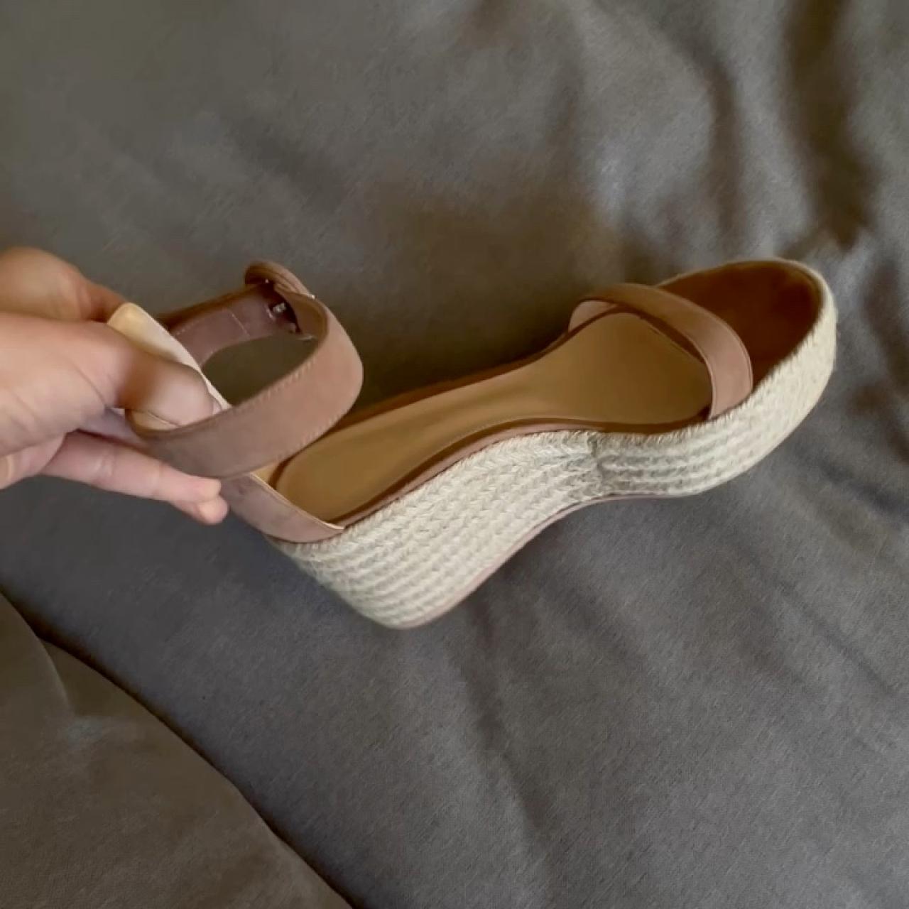 Dolce vita sale pavlin wedges