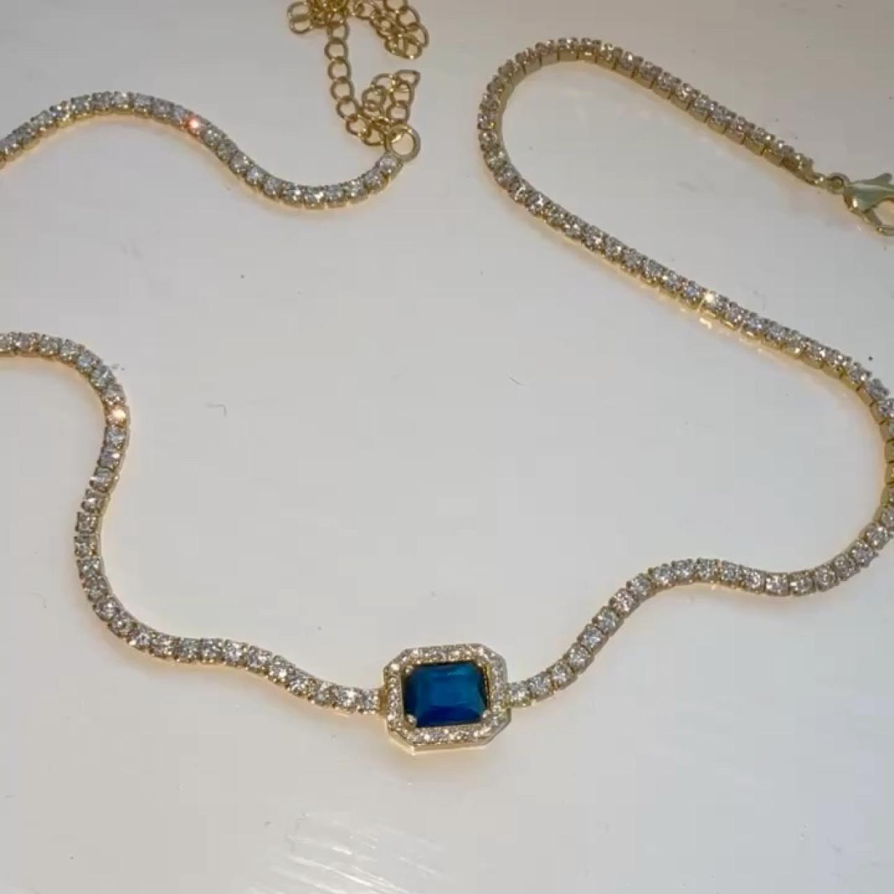 item listed by claudiaaroseee