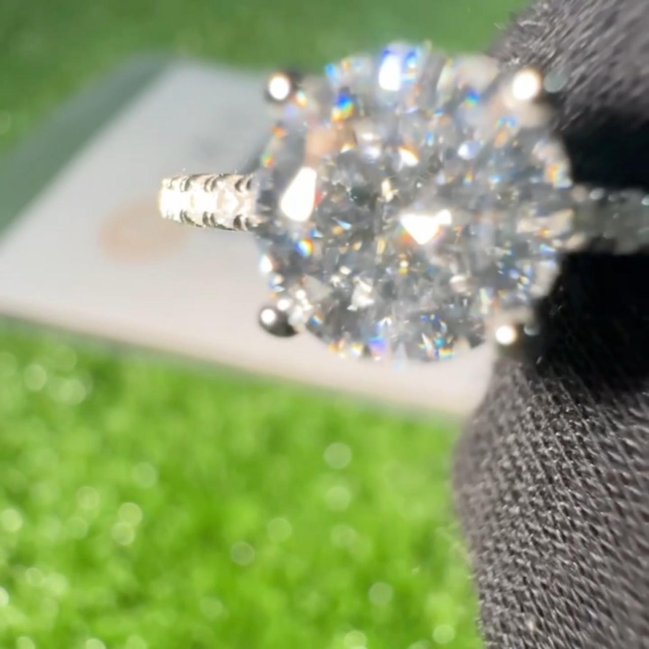 item listed by iceheaven