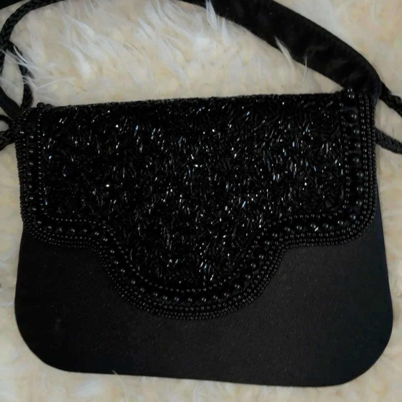 item listed by divineexclusivity