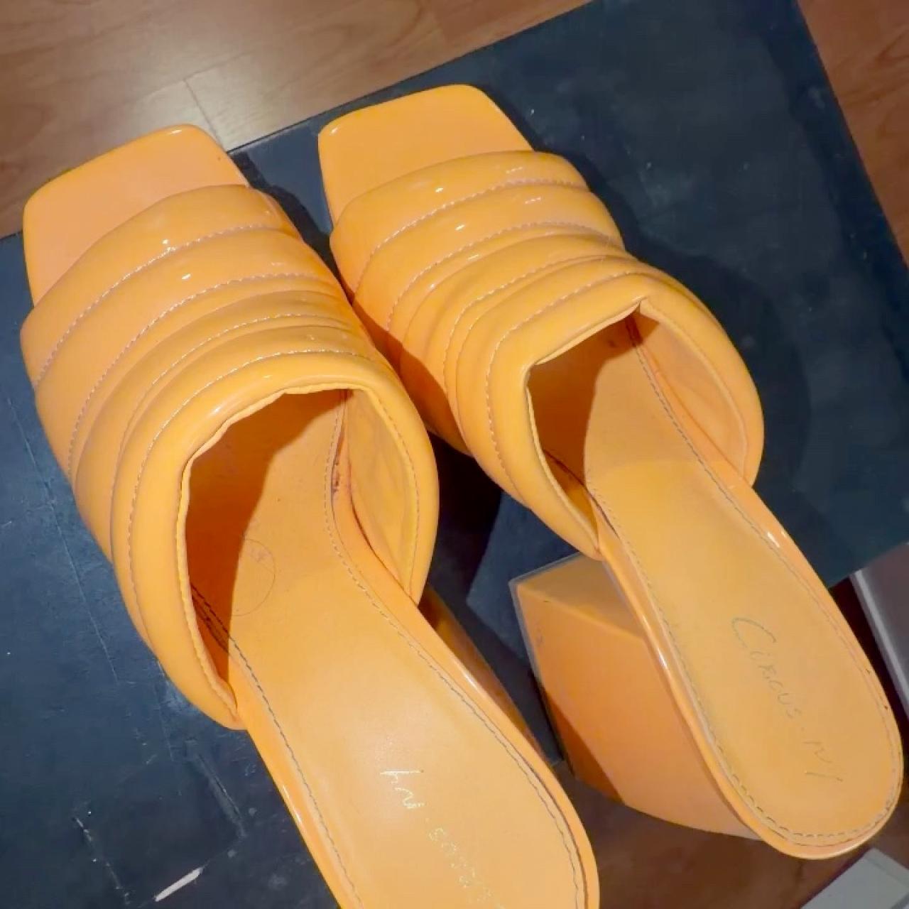 item listed by creativelyore
