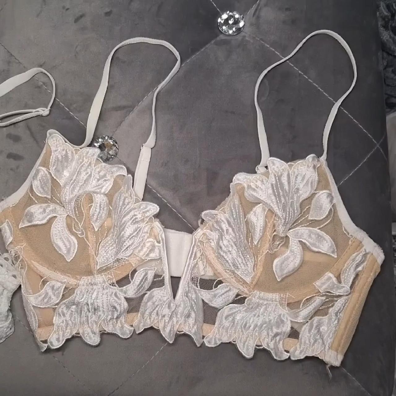 item listed by azaleajean