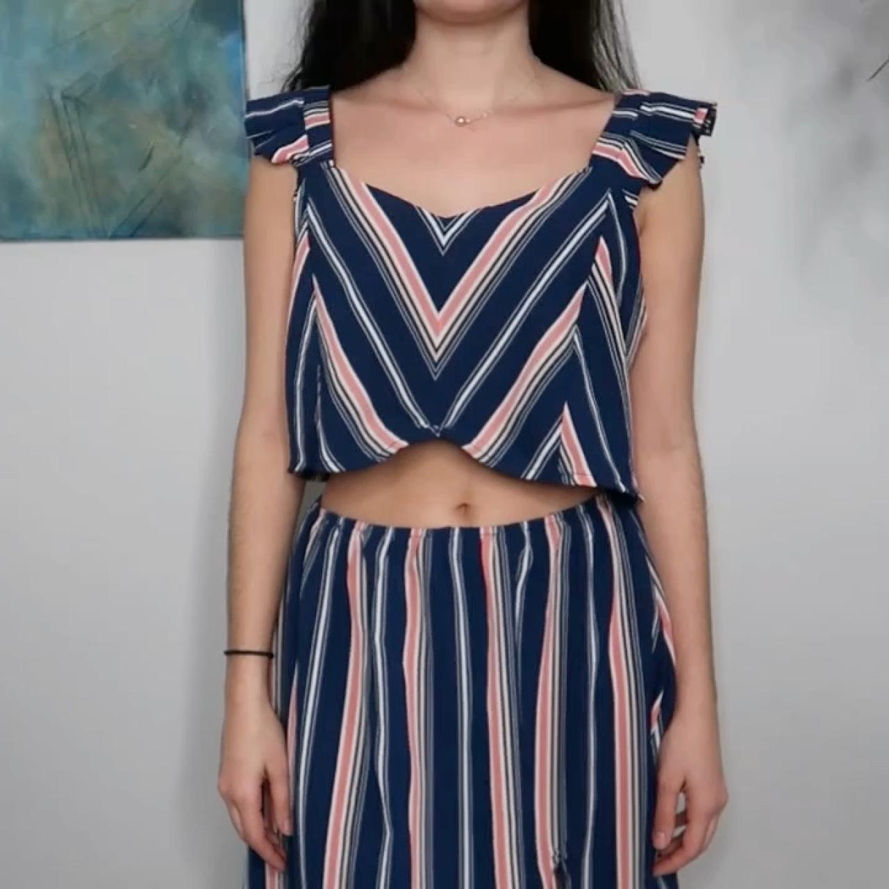 Scrunch Crop Top By MONTEAU Skirt sold separately... - Depop