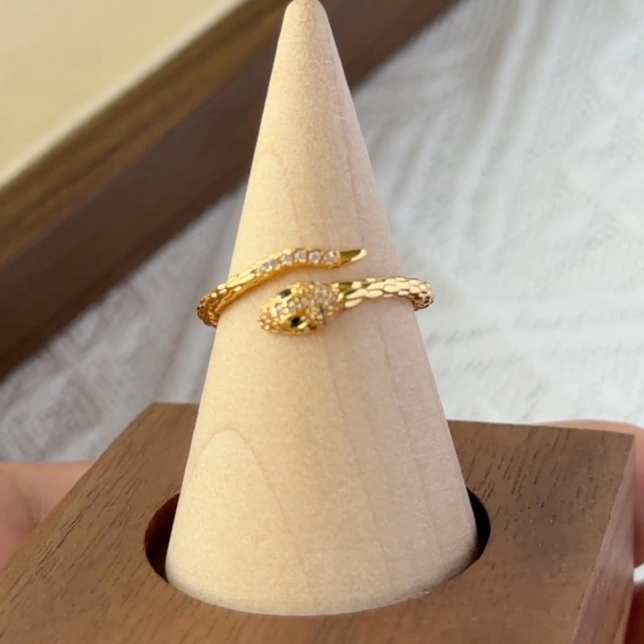 item listed by warmmargin