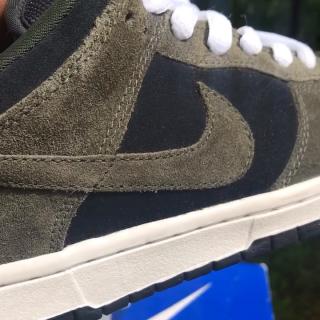 nike dunks loden