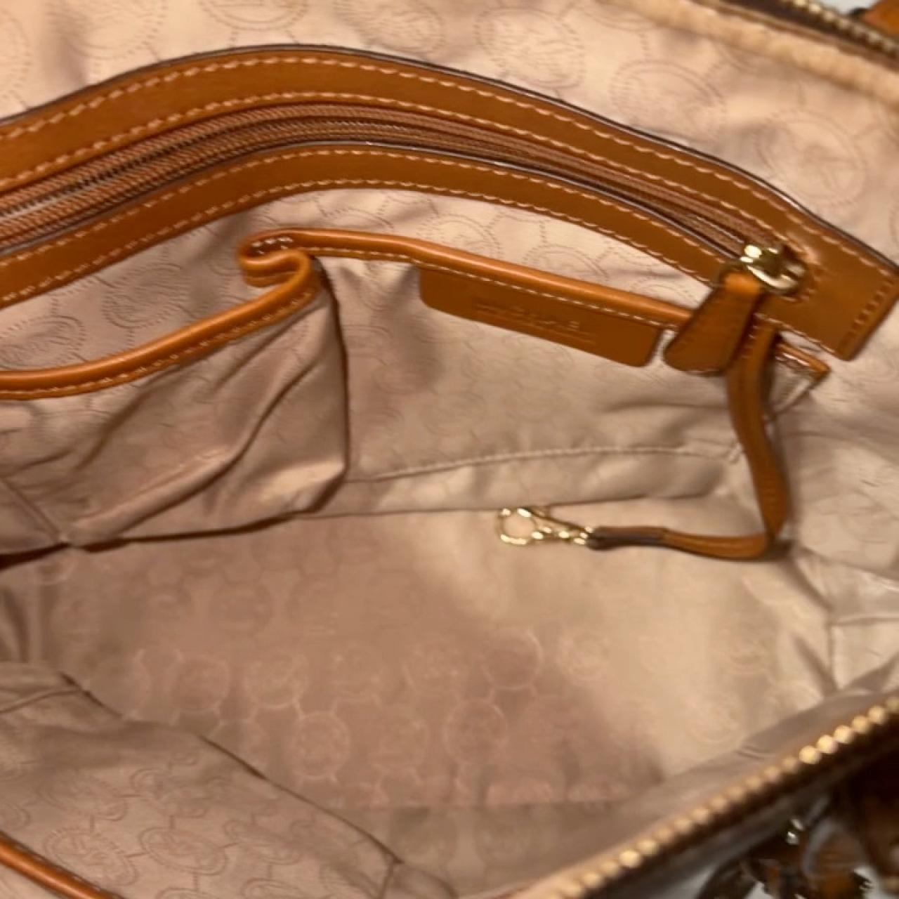 item listed by ice0227
