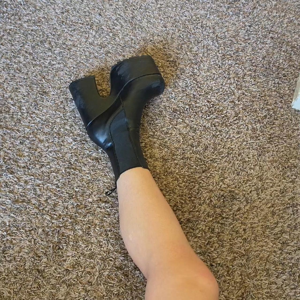 item listed by posergrave
