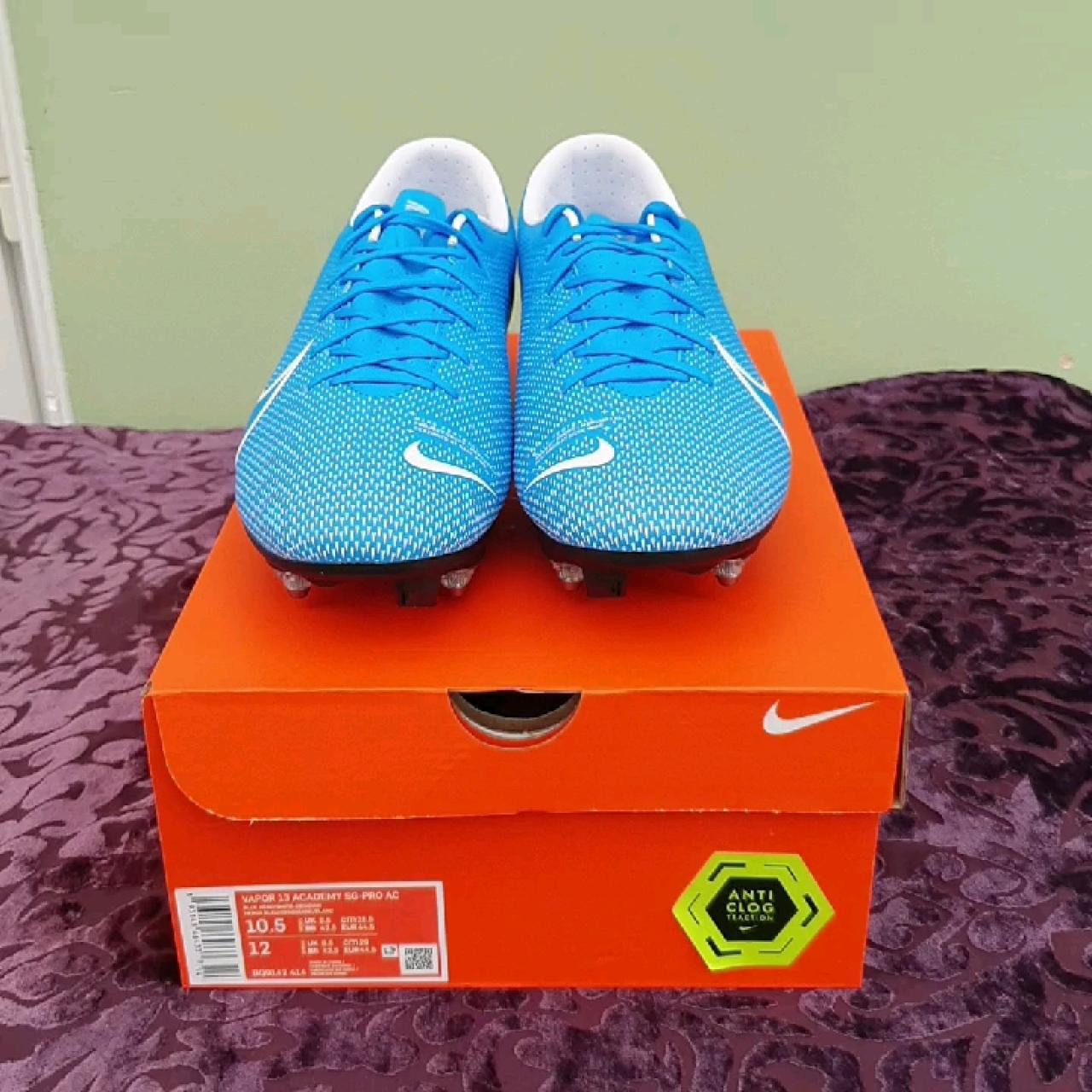 kasut bola nike vapor