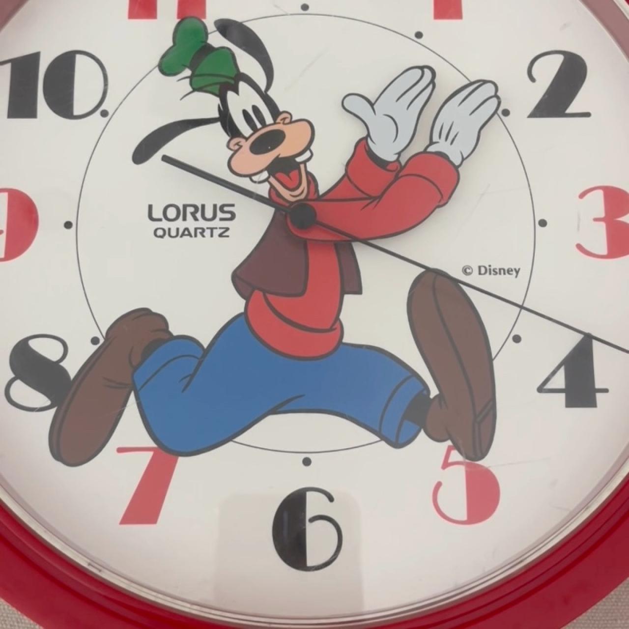 Vintage 1980’s Walt Disney Goofy 10” Wall Clock... Depop