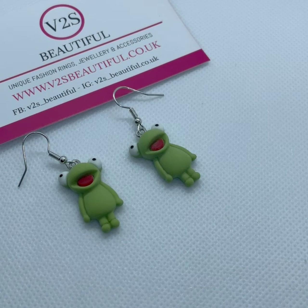 Green Frog Earrings, Dangle Drop Frog Earrings, Cute... Depop