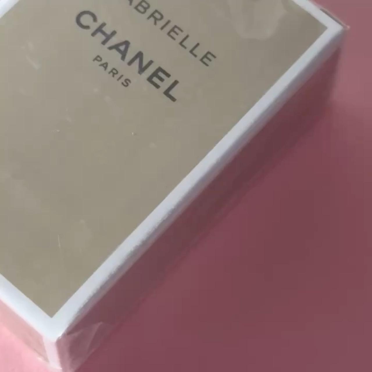 item listed by vivjn