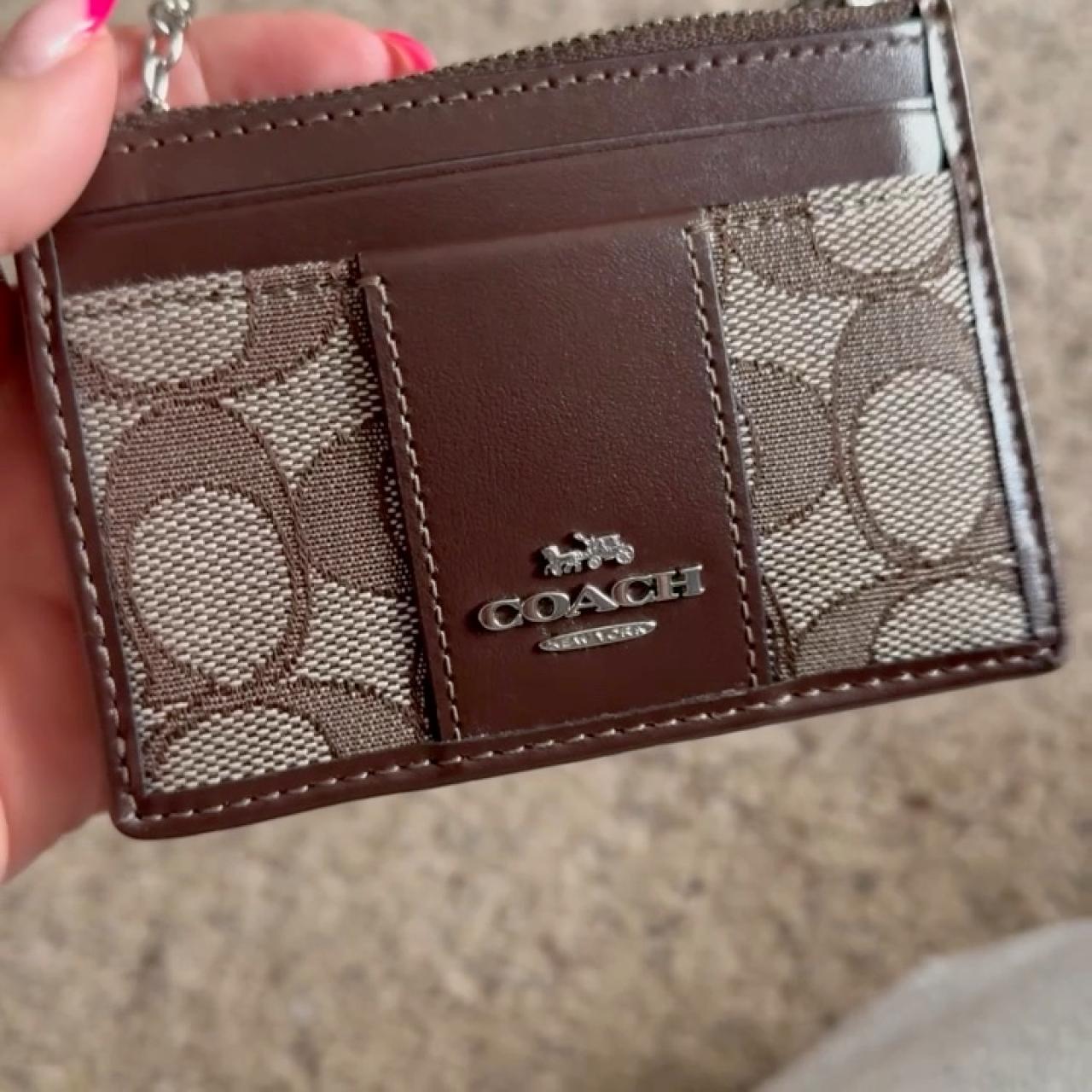 item listed by delmy22