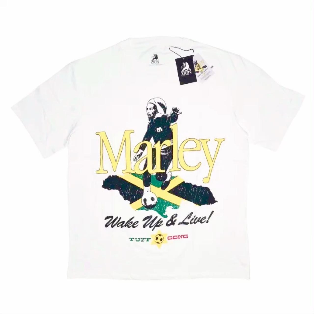 item listed by wavy_garments
