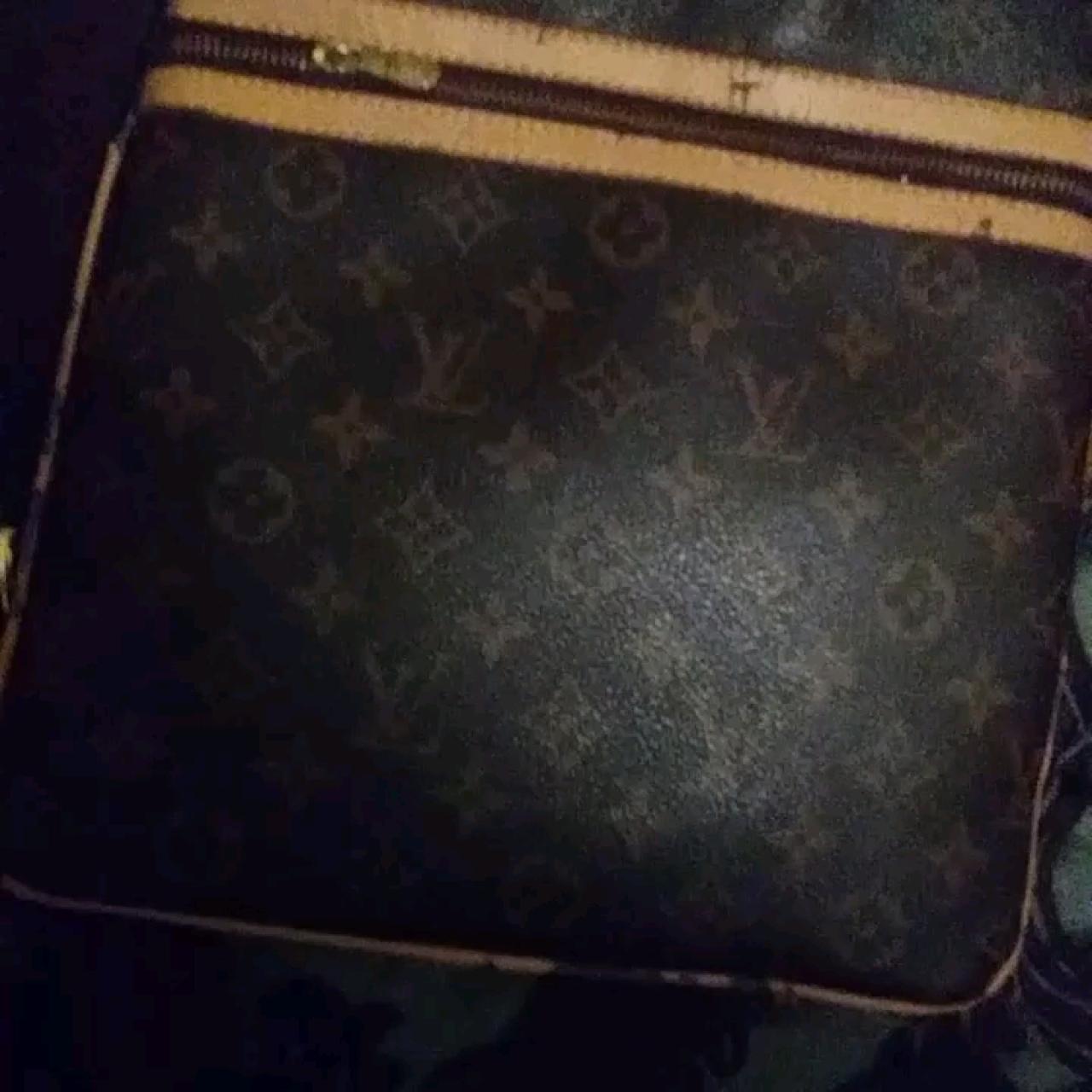 Louis Vuitton pochette valmy monogram bag Brand new - Depop