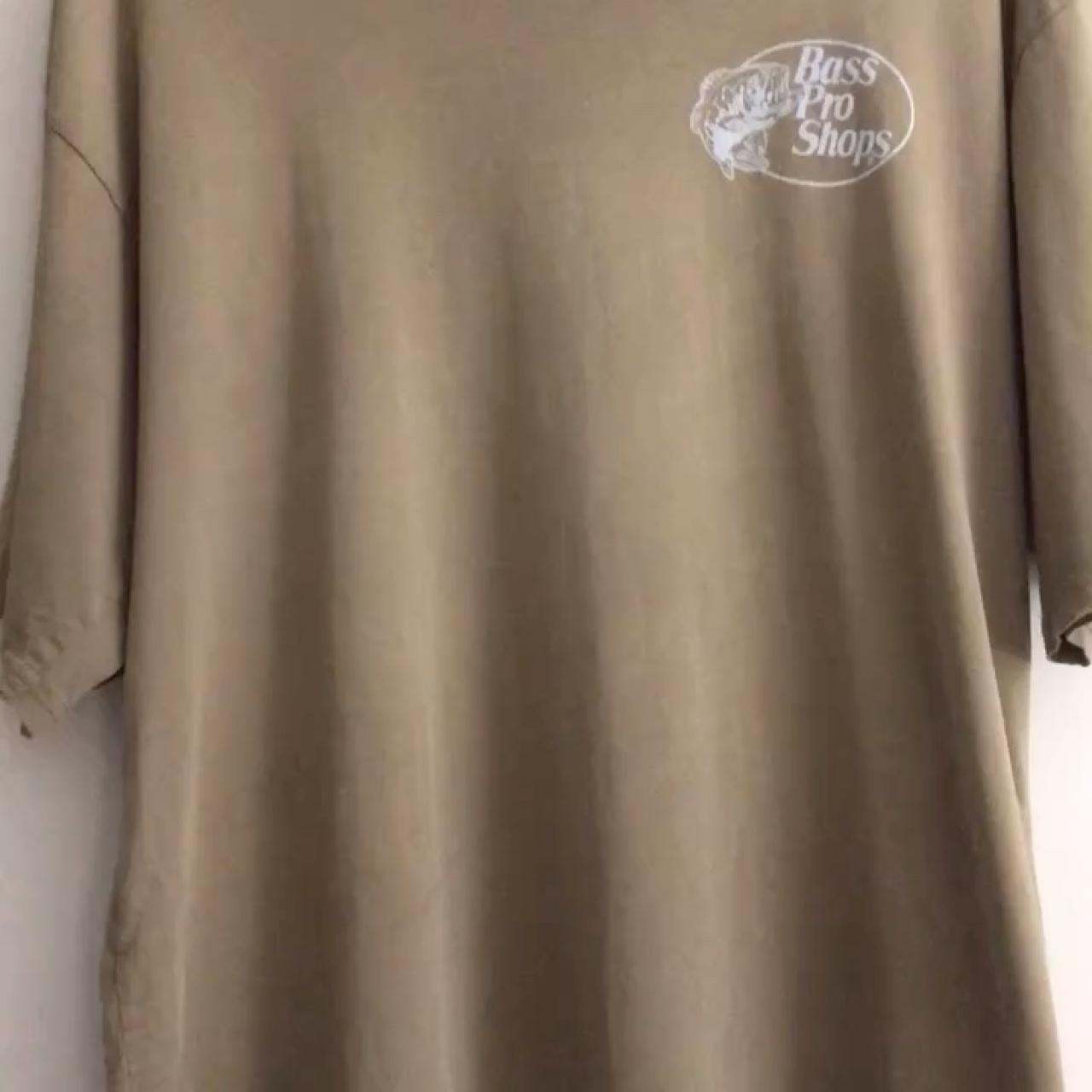 item listed by secondhandtshirts