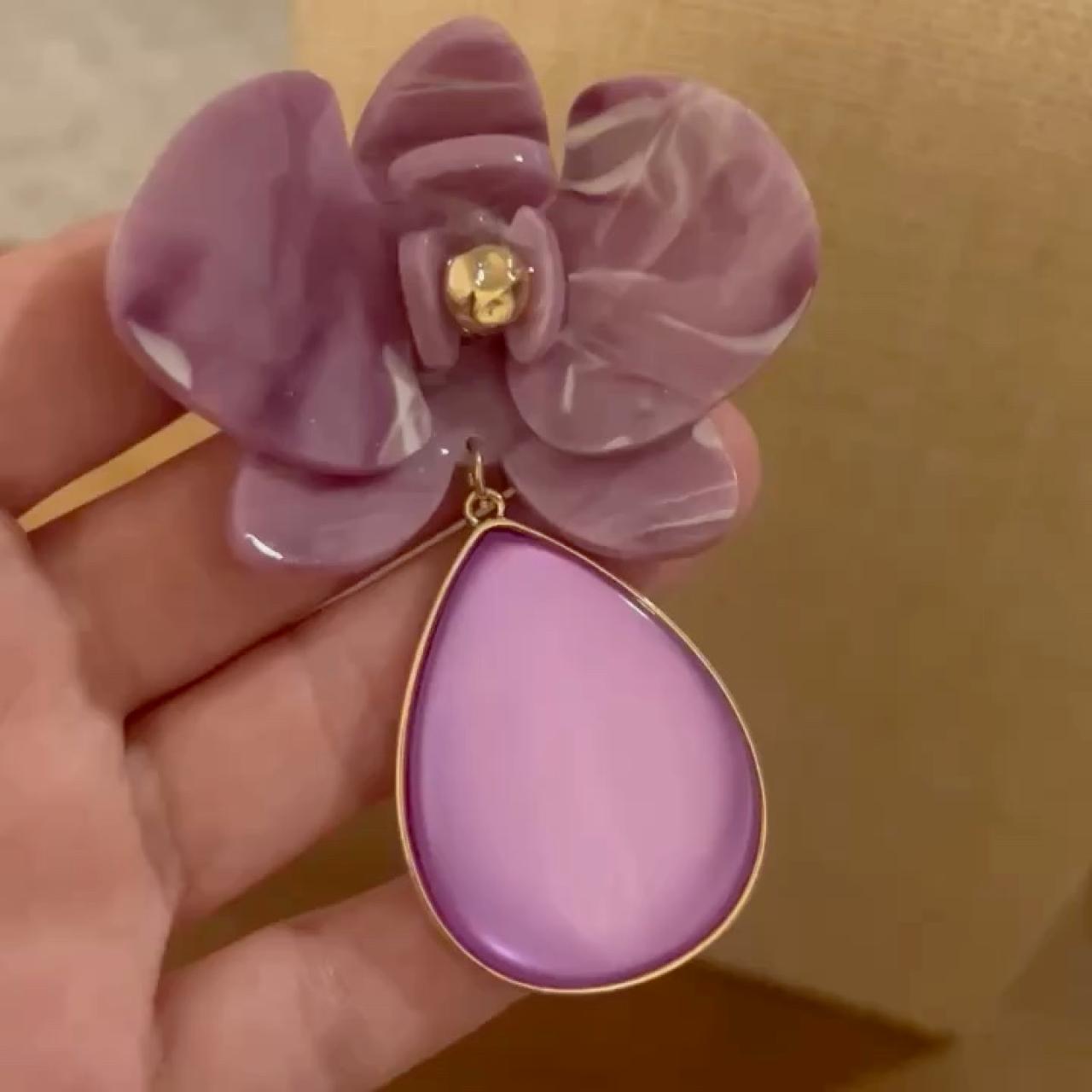 item listed by leoatlasjewelry