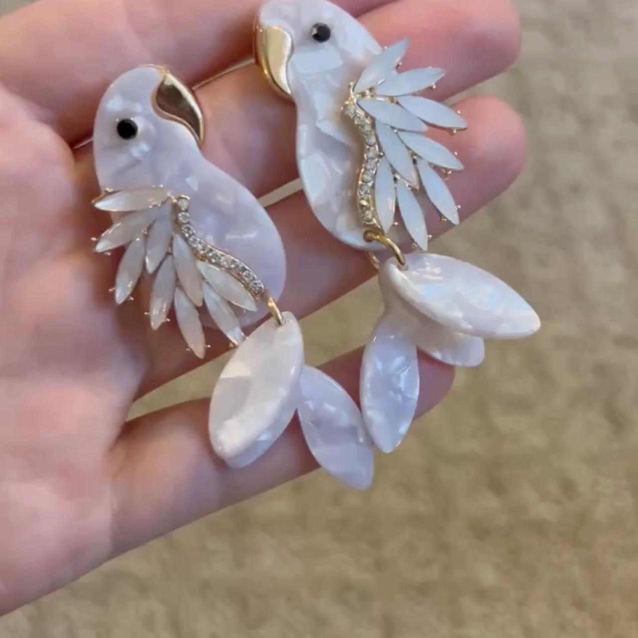 item listed by leoatlasjewelry