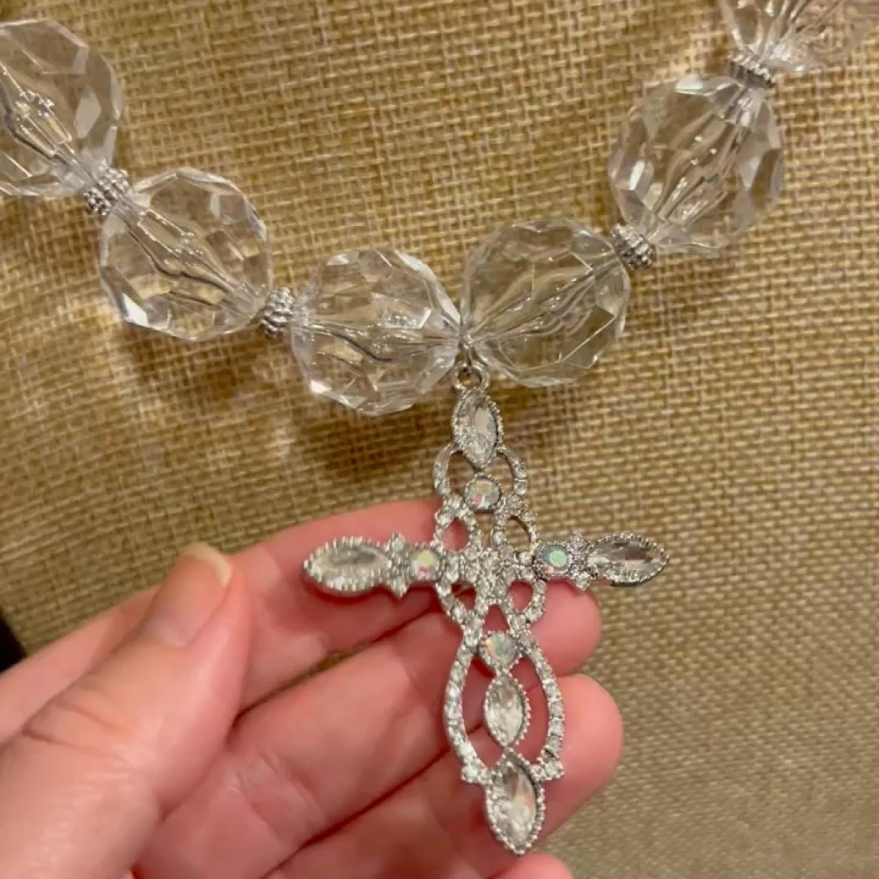 item listed by leoatlasjewelry