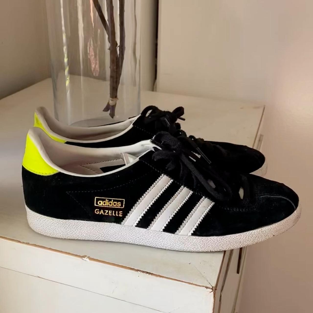 adidas womens superstar 2.0 shoes