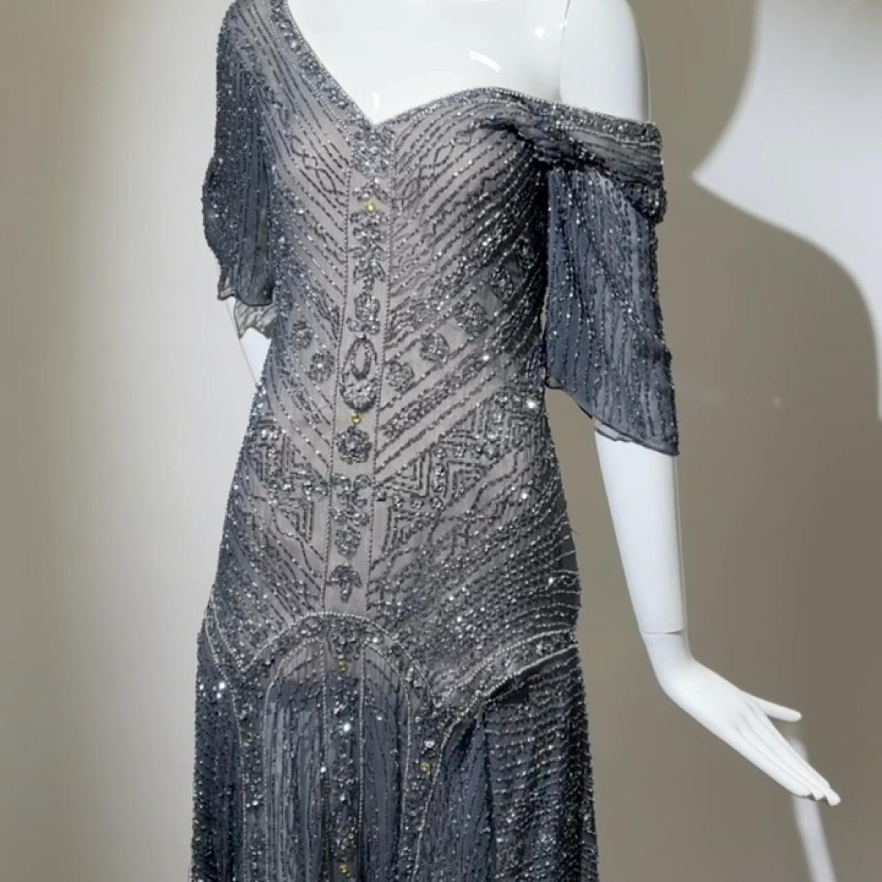 item listed by adorningobjectsarchive