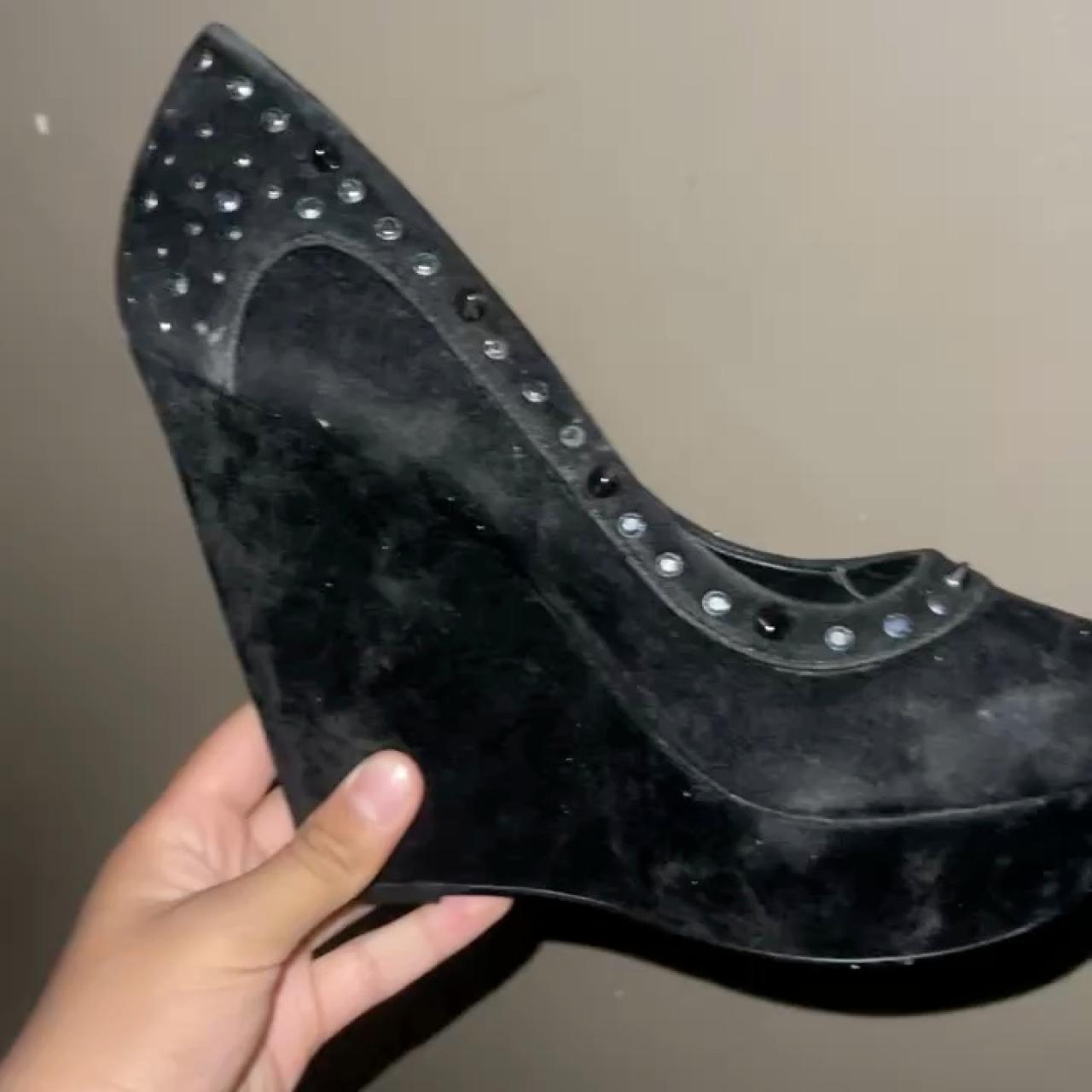 item listed by vi4ce_862