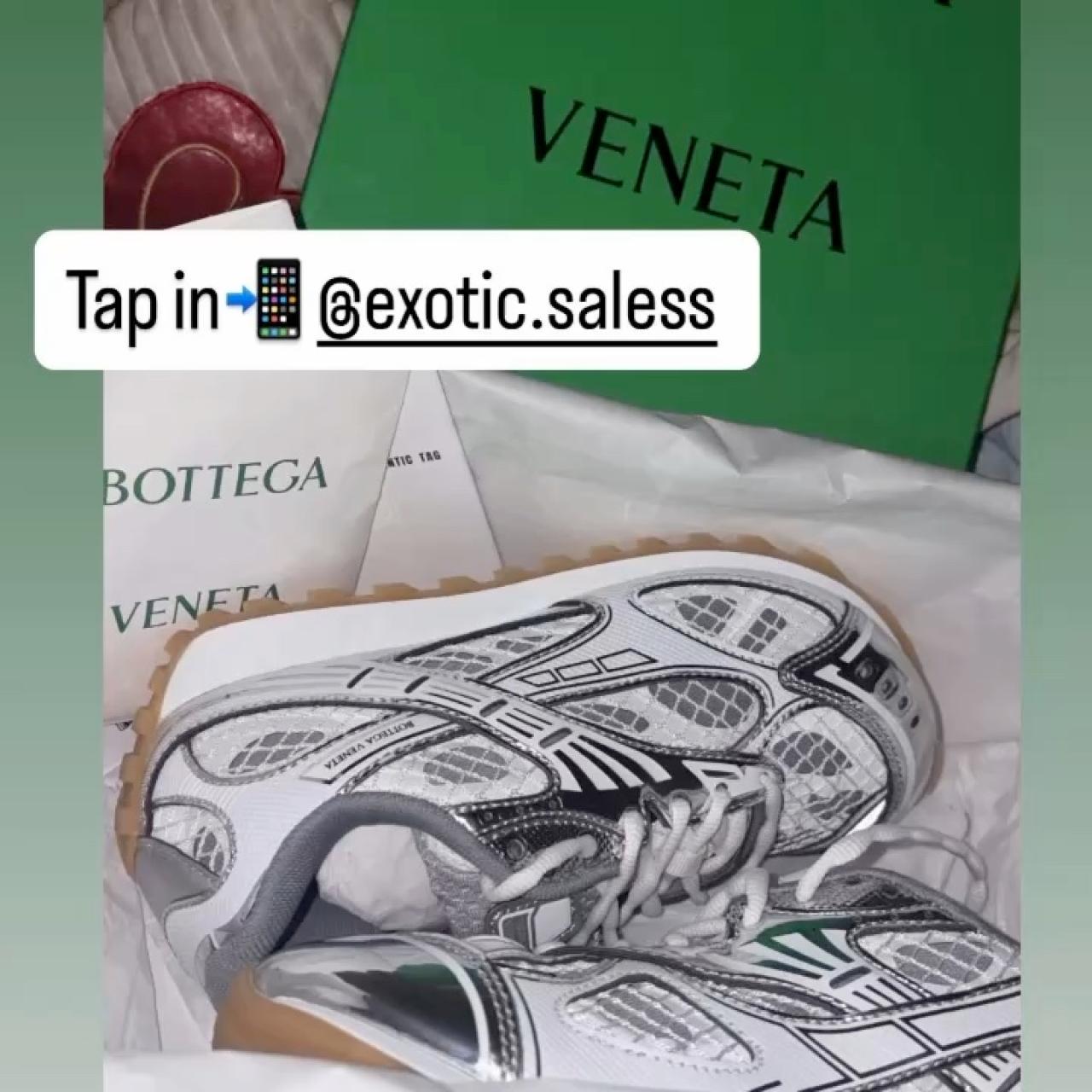 item listed by essential_vault
